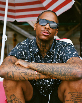YG wearing Crap sunglasses