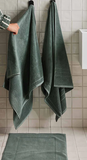 An image of classic turkish cotton bath sheets