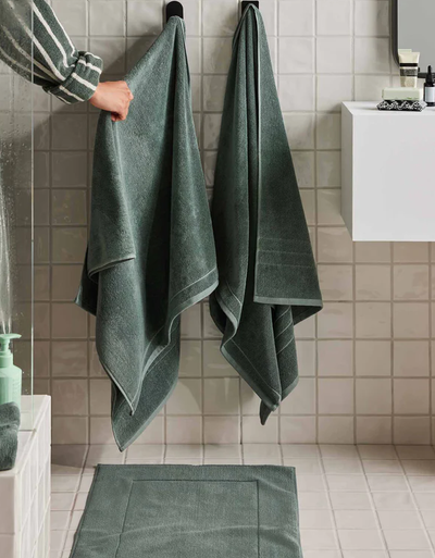 An image of classic turkish cotton bath sheets