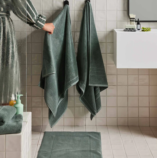 An image of classic turkish cotton bath sheets