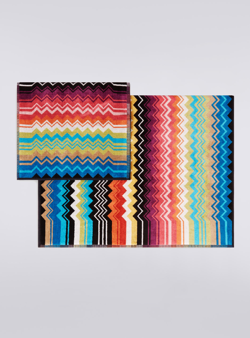 An image of multicoloured giacomo towel