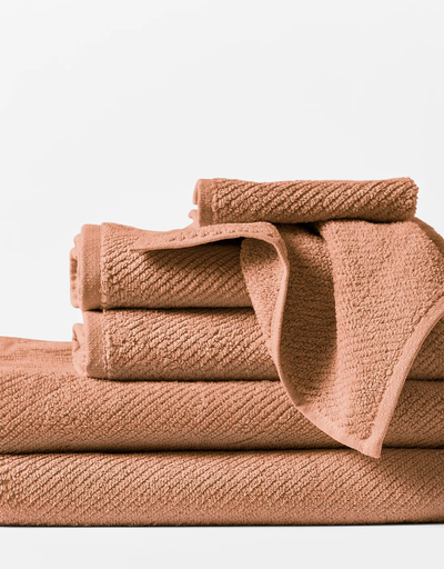 An image of air weight® organic towels