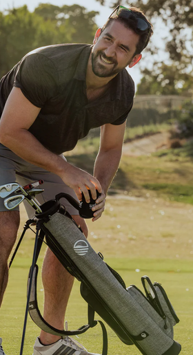 A man with the loma bag by Sunday Golf Bags
