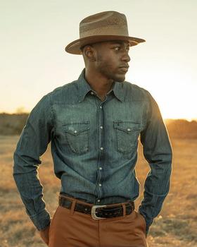 A man wearing Stetson medium blue denim shirt