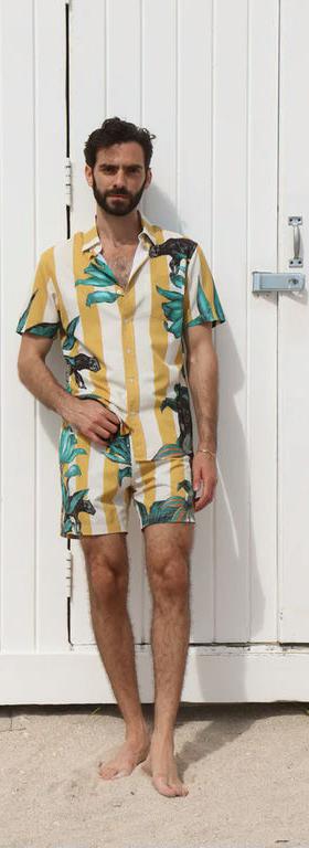 A man wearing Mavrans pantera weekend shirt