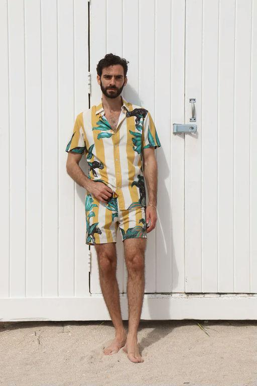 A man wearing Mavrans pantera weekend shirt