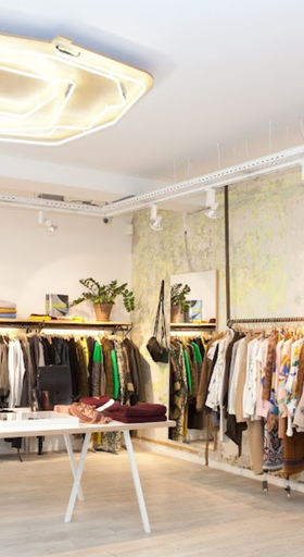 An inside image of CENTRE COMMERCIAL store