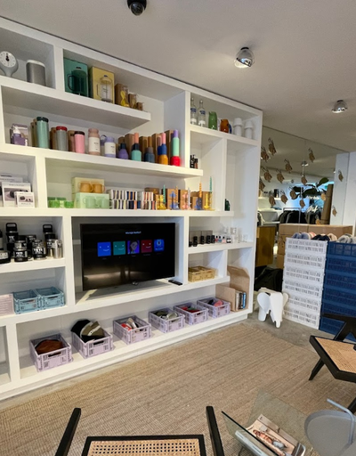 An inside image of Baskèts store