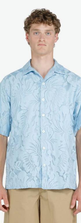 A man wearing N°21 milan floral-appliqué shirt