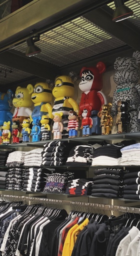 An inside image of Riccardi store