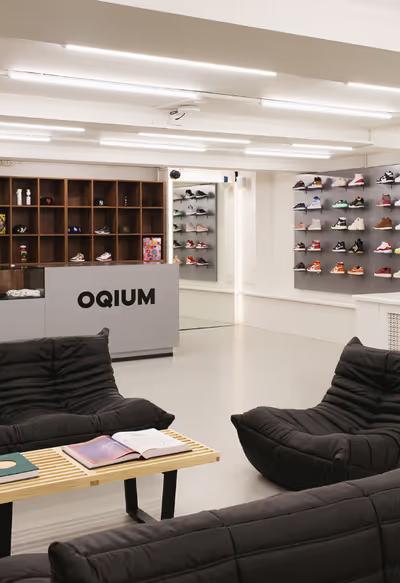 An inside image of OQIUM Amsterdam store