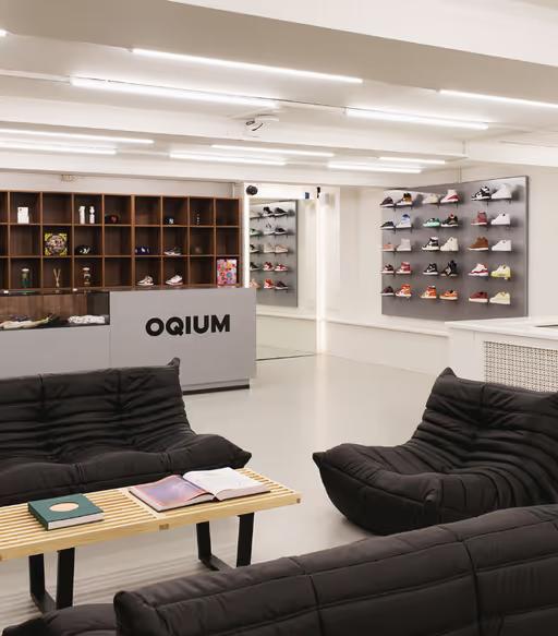 An inside image of OQIUM Amsterdam store