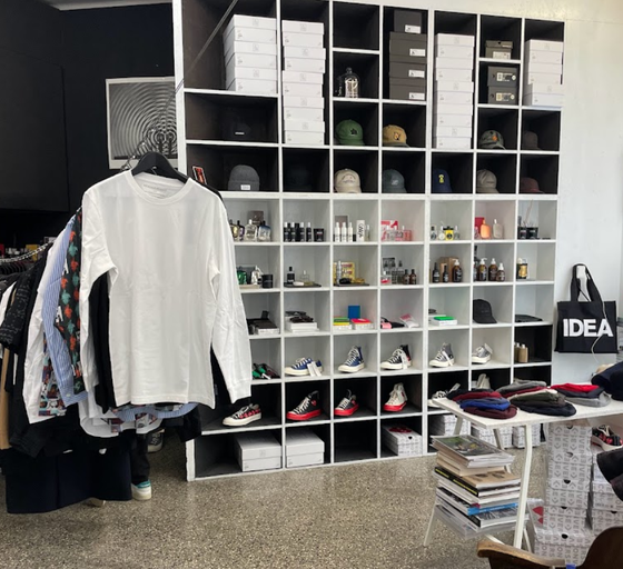 An inside image of THE ROOM BY BASMATEE store