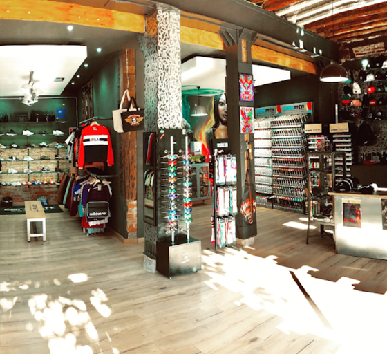 An inside image of Ghetto Shop store