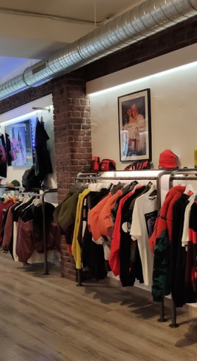 An inside image of Grimey Store Madrid store