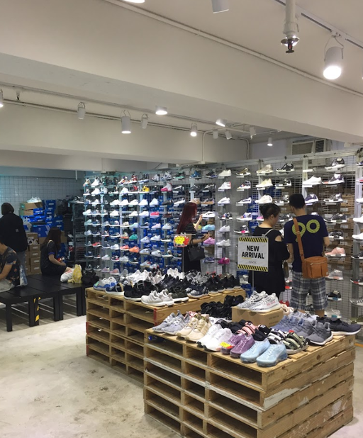 An inside image of Nabwork Sneakers Shop store