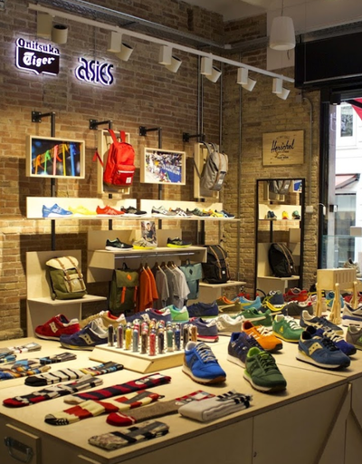 An inside image of Alpaso sneakers store