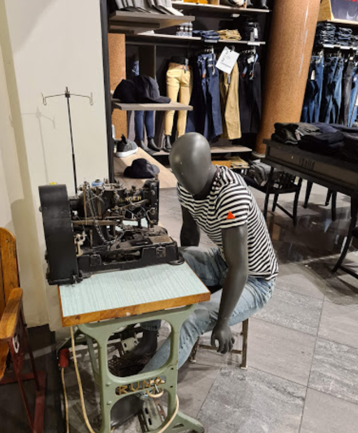 An inside image of Solid Amagertorv store