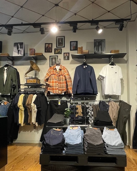 An inside image of Blue Tapper store