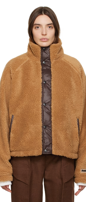A woman wearing HALFBOY brown teddy jacket