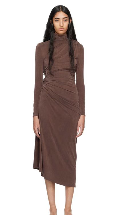 A woman wearing ATLEIN brown ruched midi dress