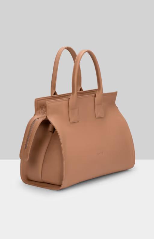 An image of Marsèll curva media hand bag hazelnut