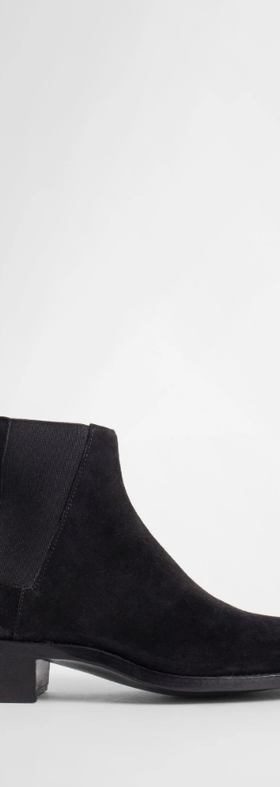An image of A Dicianoveventitre black natural calf suede boots