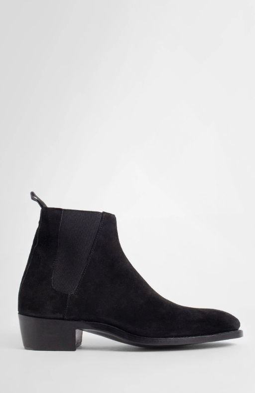 An image of A Dicianoveventitre black natural calf suede boots