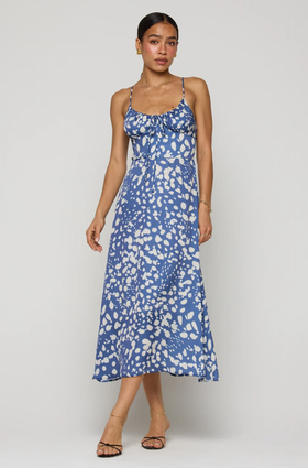 A woman wearing Resa kaitlyn midi in cove