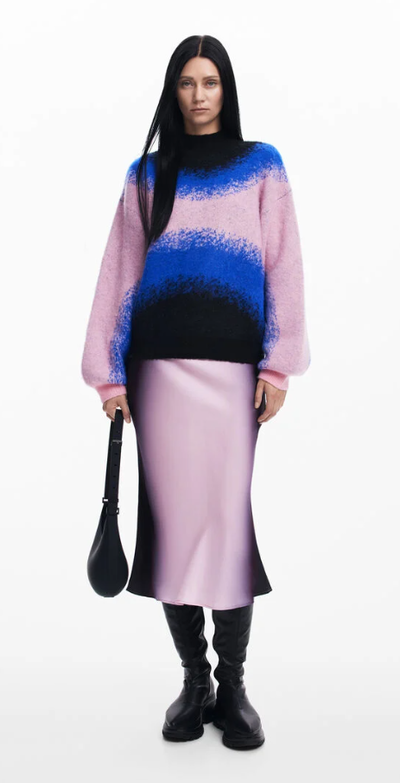 A woman wearing Desigual jersey degradado maitrepierre