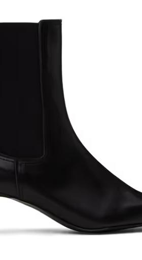 An image of Reike Nen black pointed toe boots