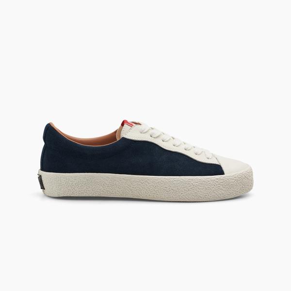 A navy suede Last Resort AB VM001 vulcanised skate shoe with cream sole